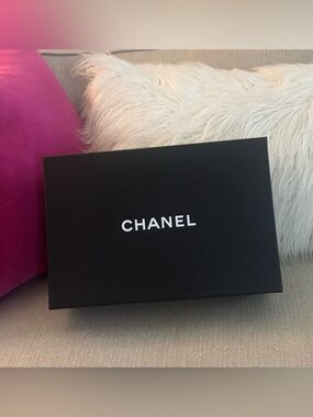 CHANEL Black and White Logo Presentation Box